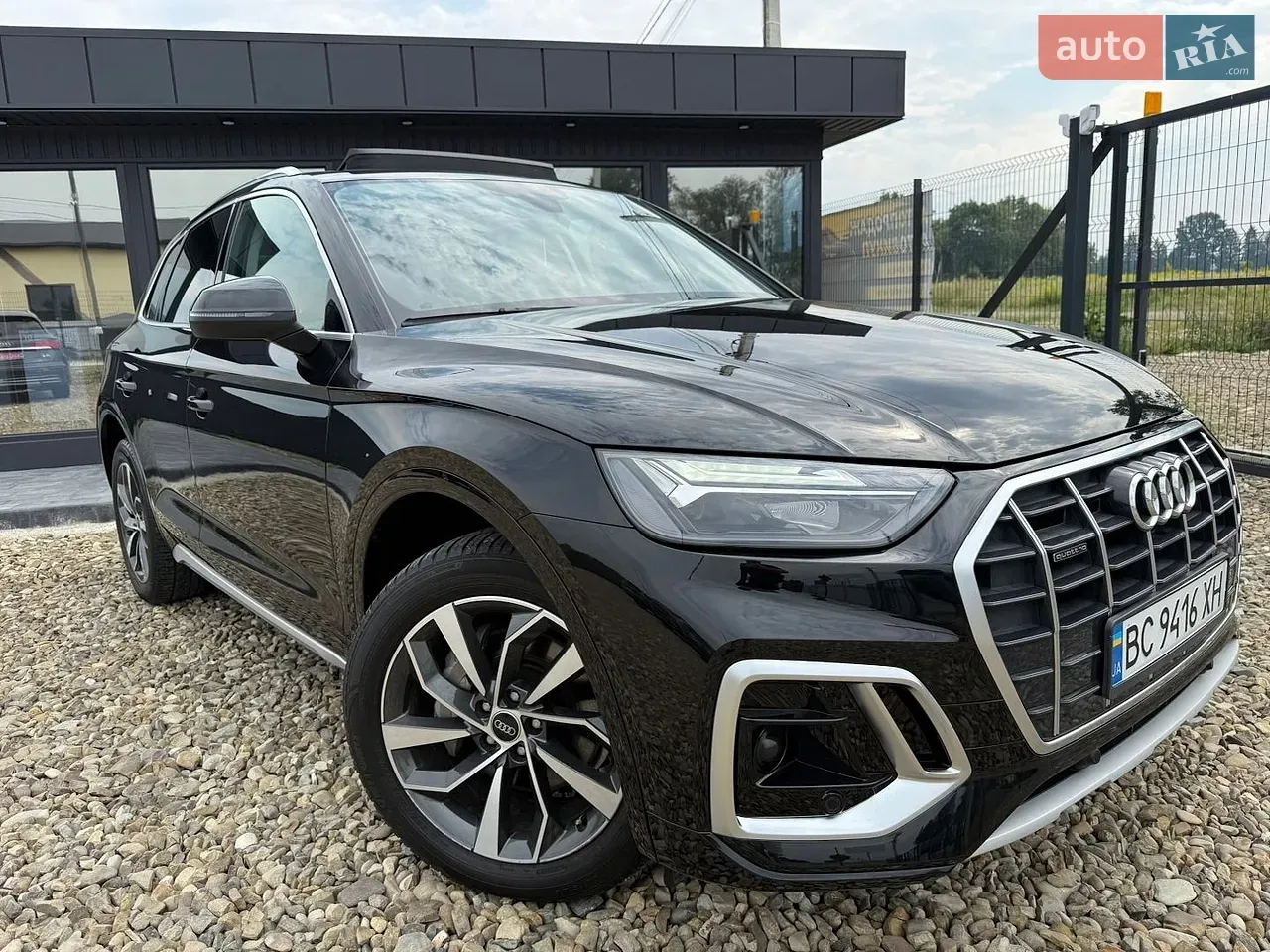 Audi Q5 2021 photo 2