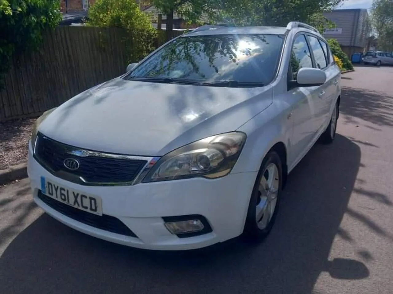 Kia Ceed 2011 photo 2
