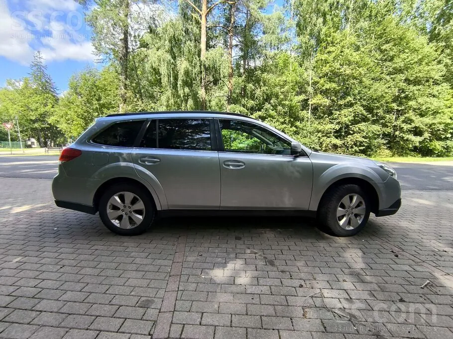 Subaru Outback 2013 photo 4