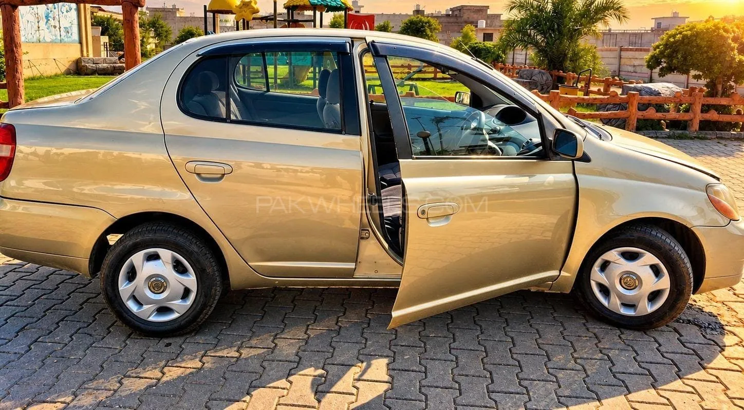 Toyota Platz
