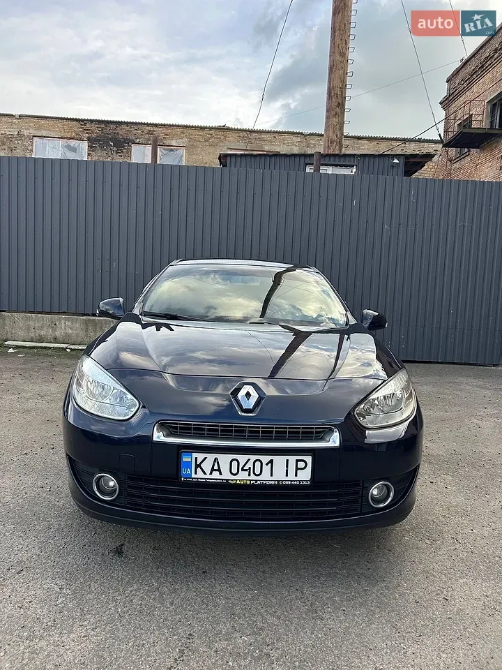 Renault Fluence 2010 photo 2