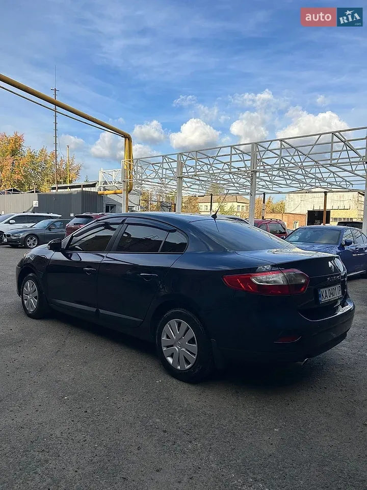 Renault Fluence 2010 photo 3