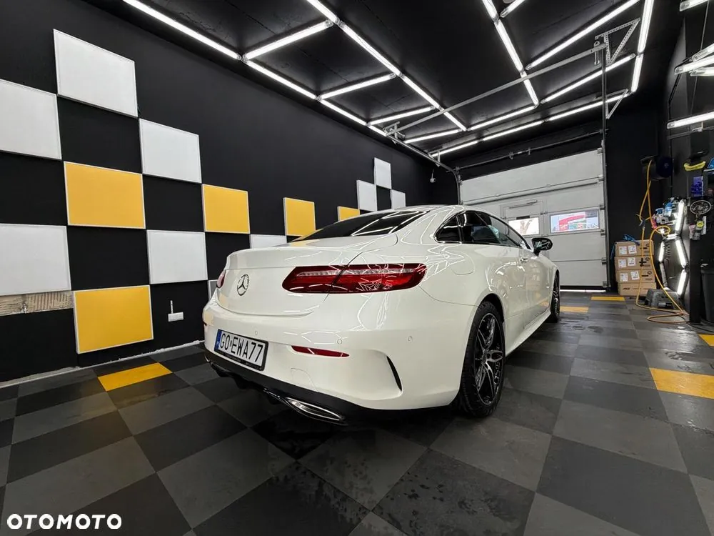 Mercedes-Benz E-Class 2017 photo 5