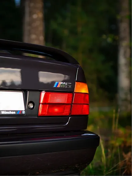BMW M5 1990 photo 2