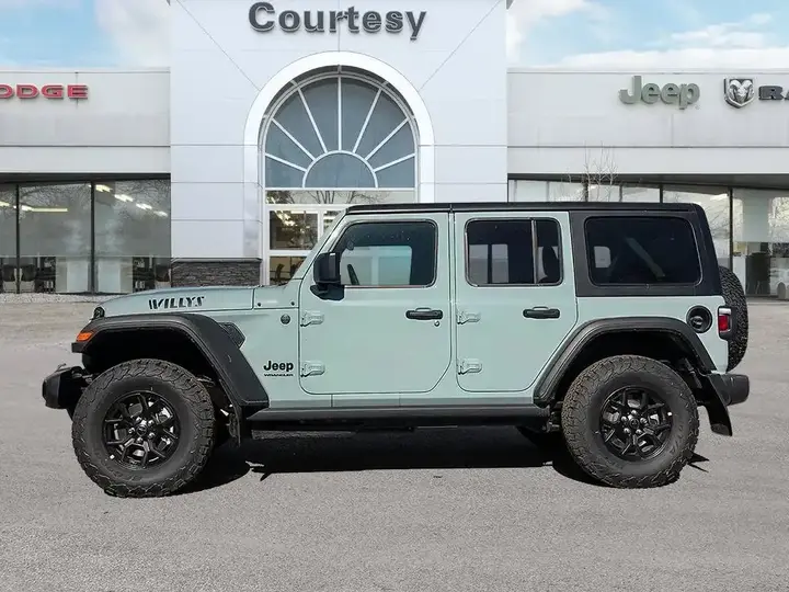 Jeep Wrangler 2026 photo 3