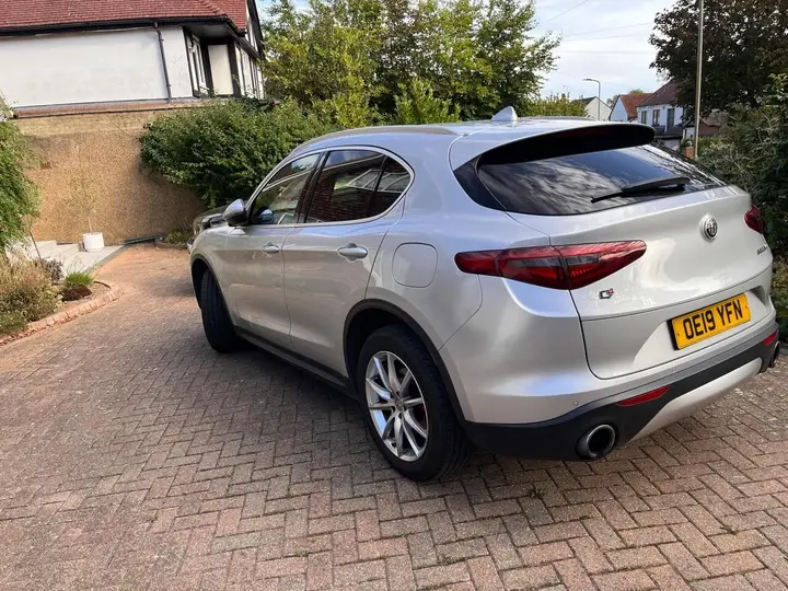 Alfa Romeo Stelvio 2019 photo 2