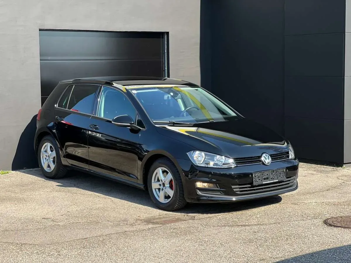 Volkswagen Golf 2013 photo 2