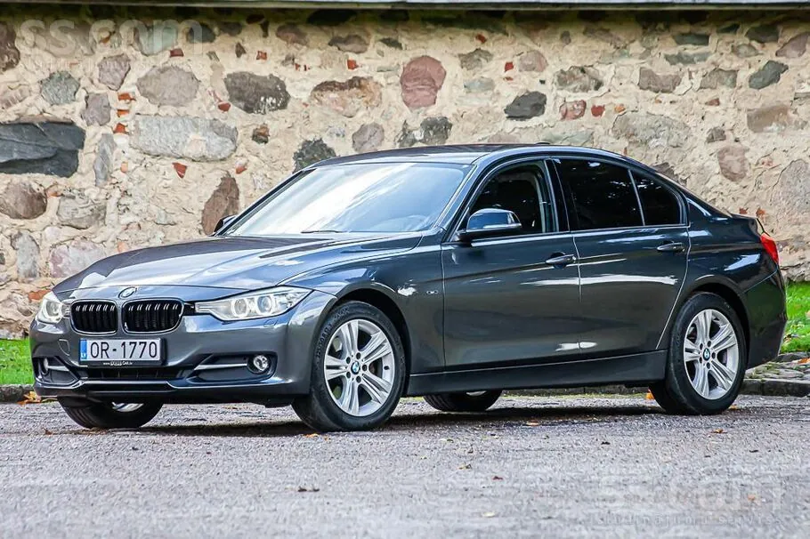 BMW 320D 2012 photo 2