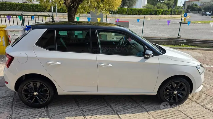Skoda Fabia 2019 photo 2