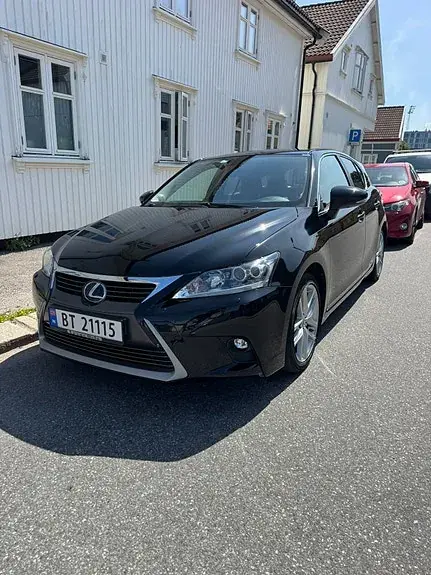 Lexus Ct200H
