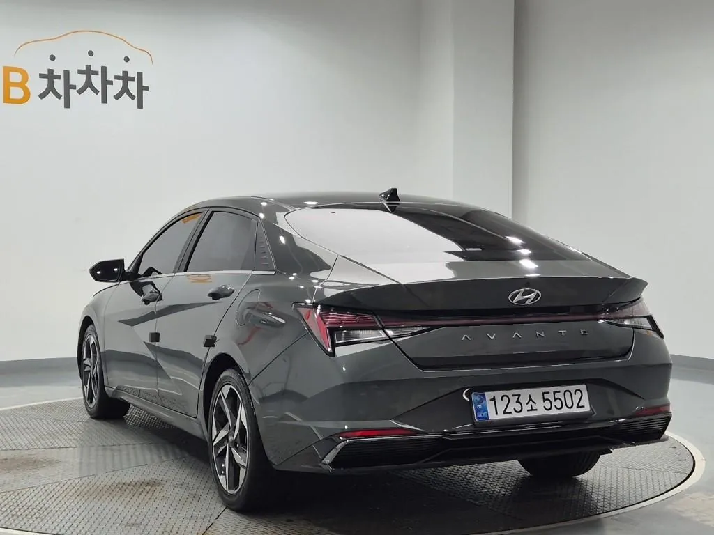 Hyundai Avante 2021 photo 2