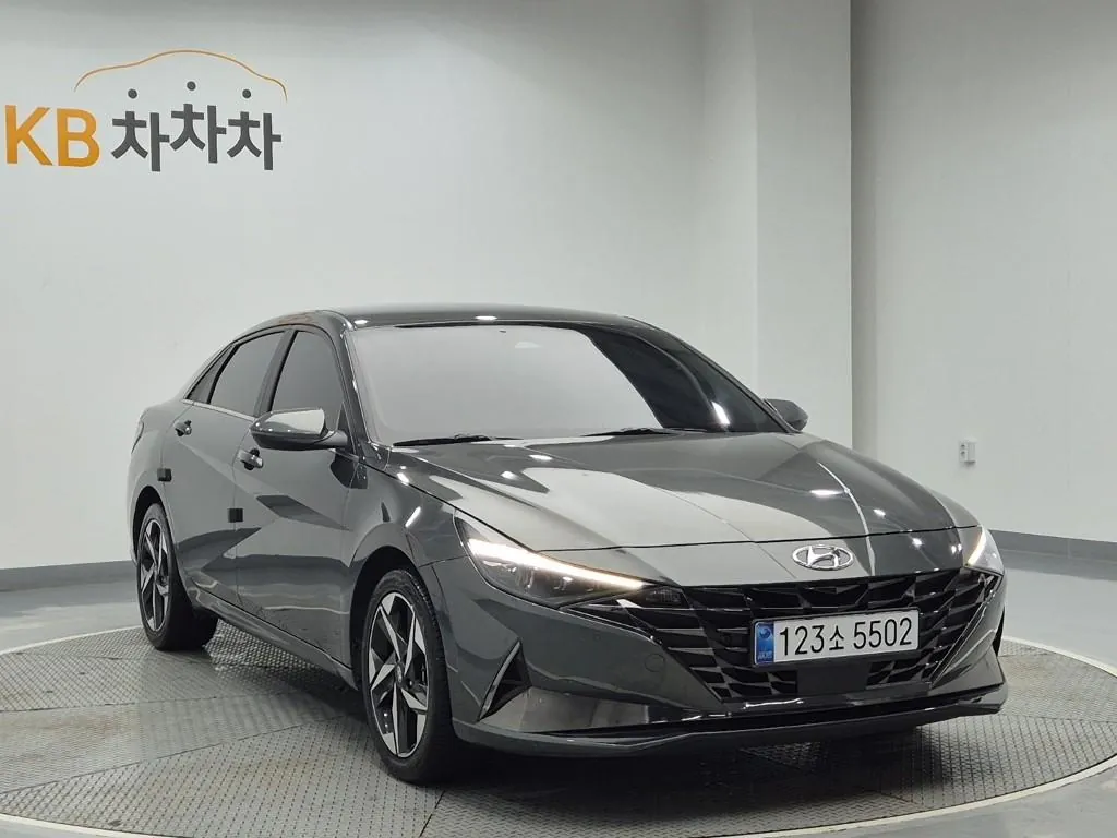 Hyundai Avante 2021 photo 4