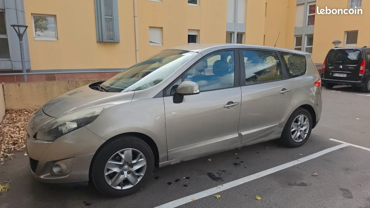 Renault Grand Scenic