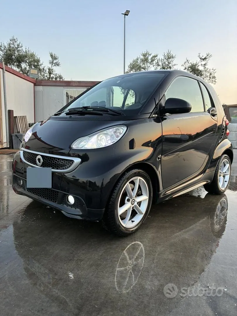 Smart Fortwo 2012 photo 2