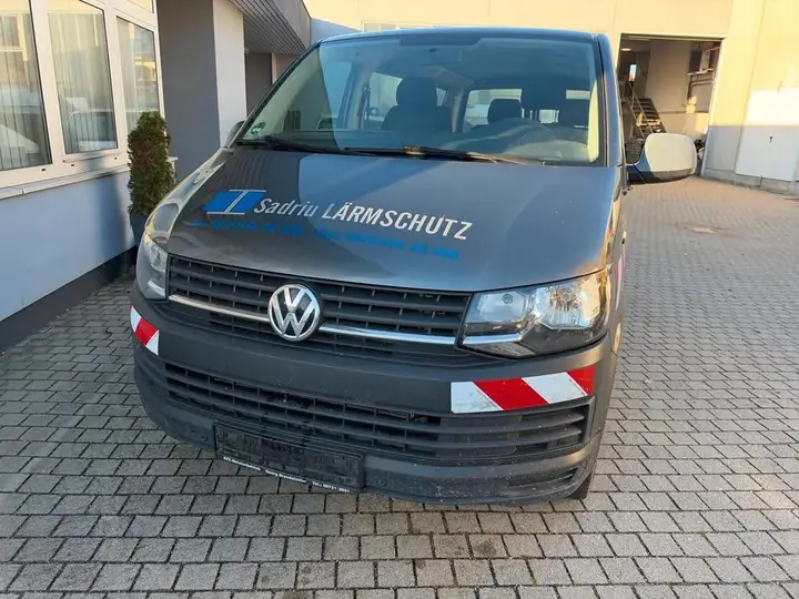 Volkswagen Bus T6