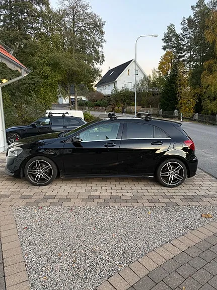 Mercedes-Benz A180