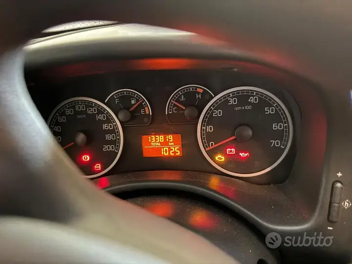 Fiat Punto 2009 photo 5