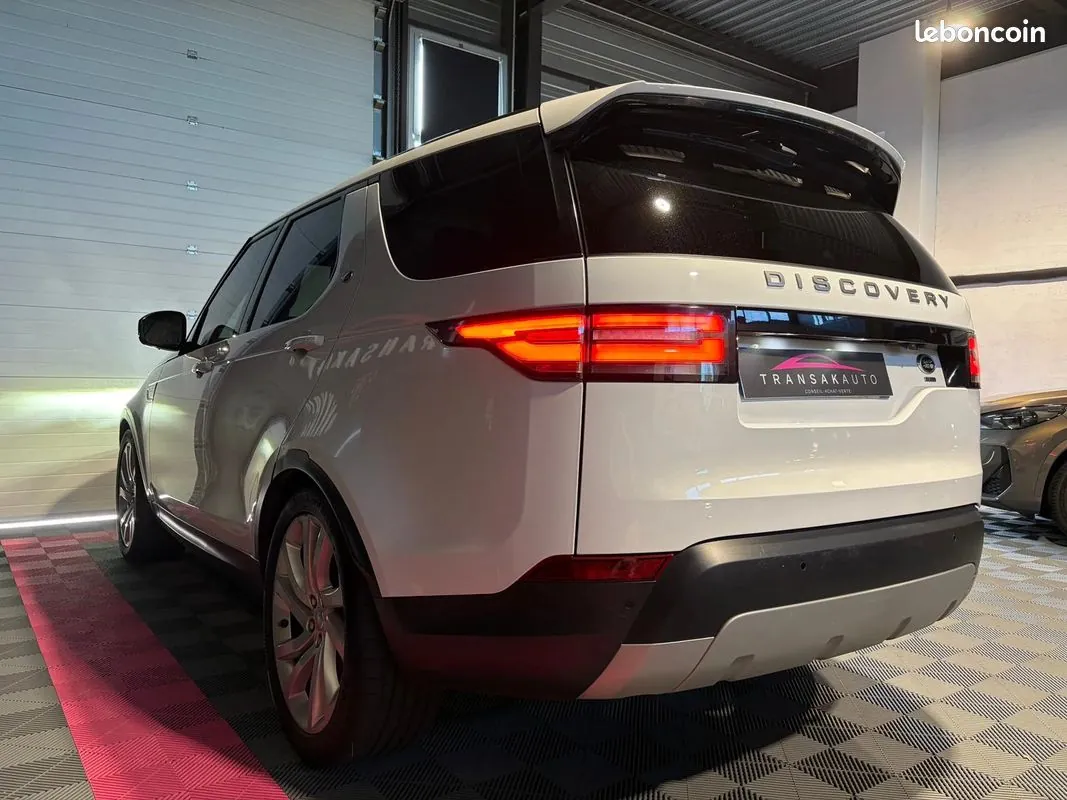 Land Rover Discovery 2017 photo 5
