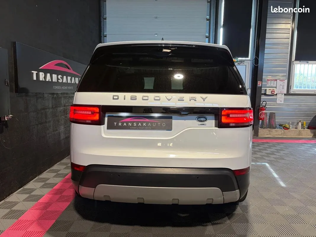 Land Rover Discovery 2017 photo 4