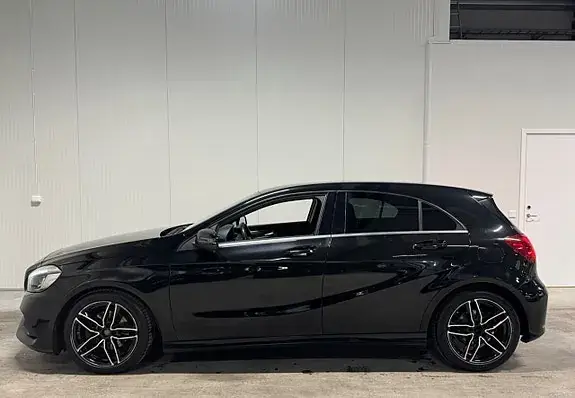 Mercedes-Benz A 180 2018 photo 5