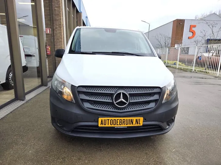 Mercedes-Benz Vito 2024 photo 2