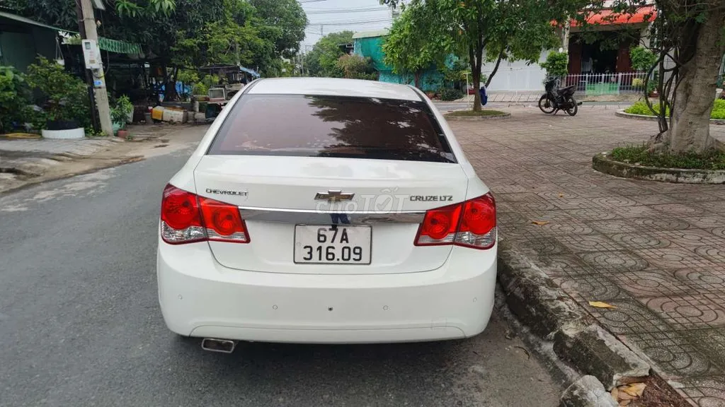 Chevrolet Cruze 2015 photo 2