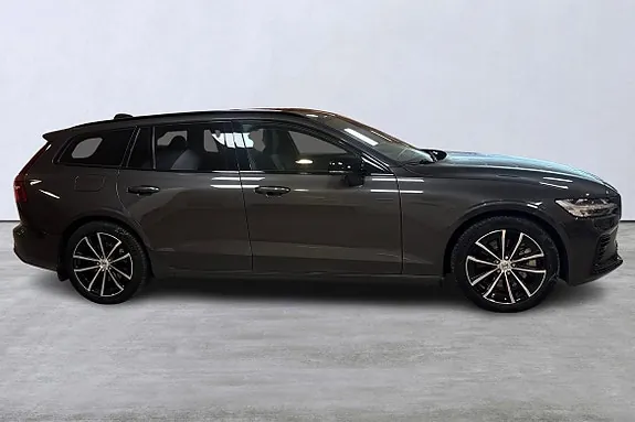 Volvo V60 2025 photo 3