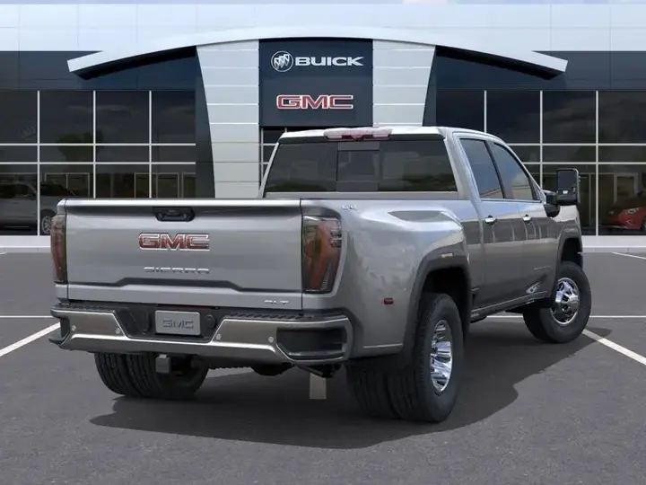 GMC Sierra 3500Hd 2026 photo 5