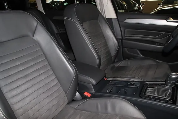 Volkswagen Passat 2022 photo 5