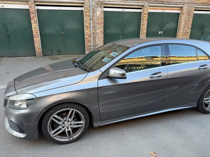 Mercedes-Benz A-Class 2016 photo 2