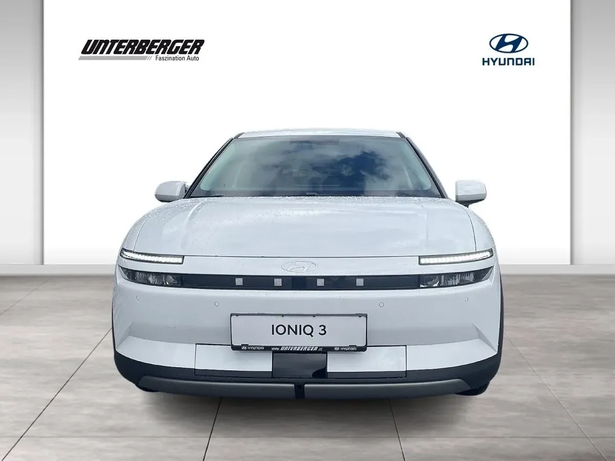 Hyundai Ioniq 3 photo 2