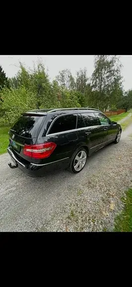 Mercedes-Benz E 250 2010 photo 2