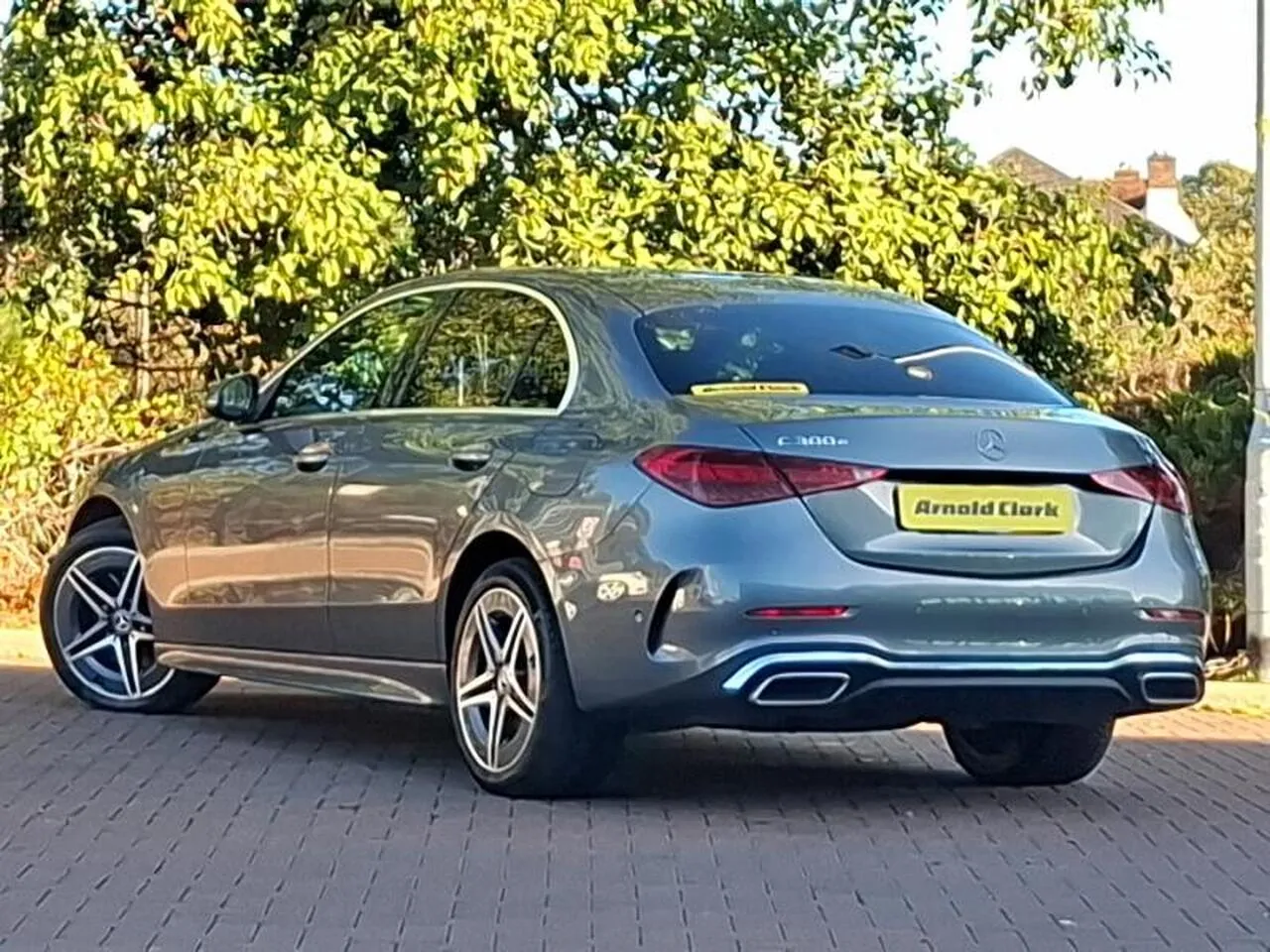 Mercedes-Benz C-Class 2023 photo 2