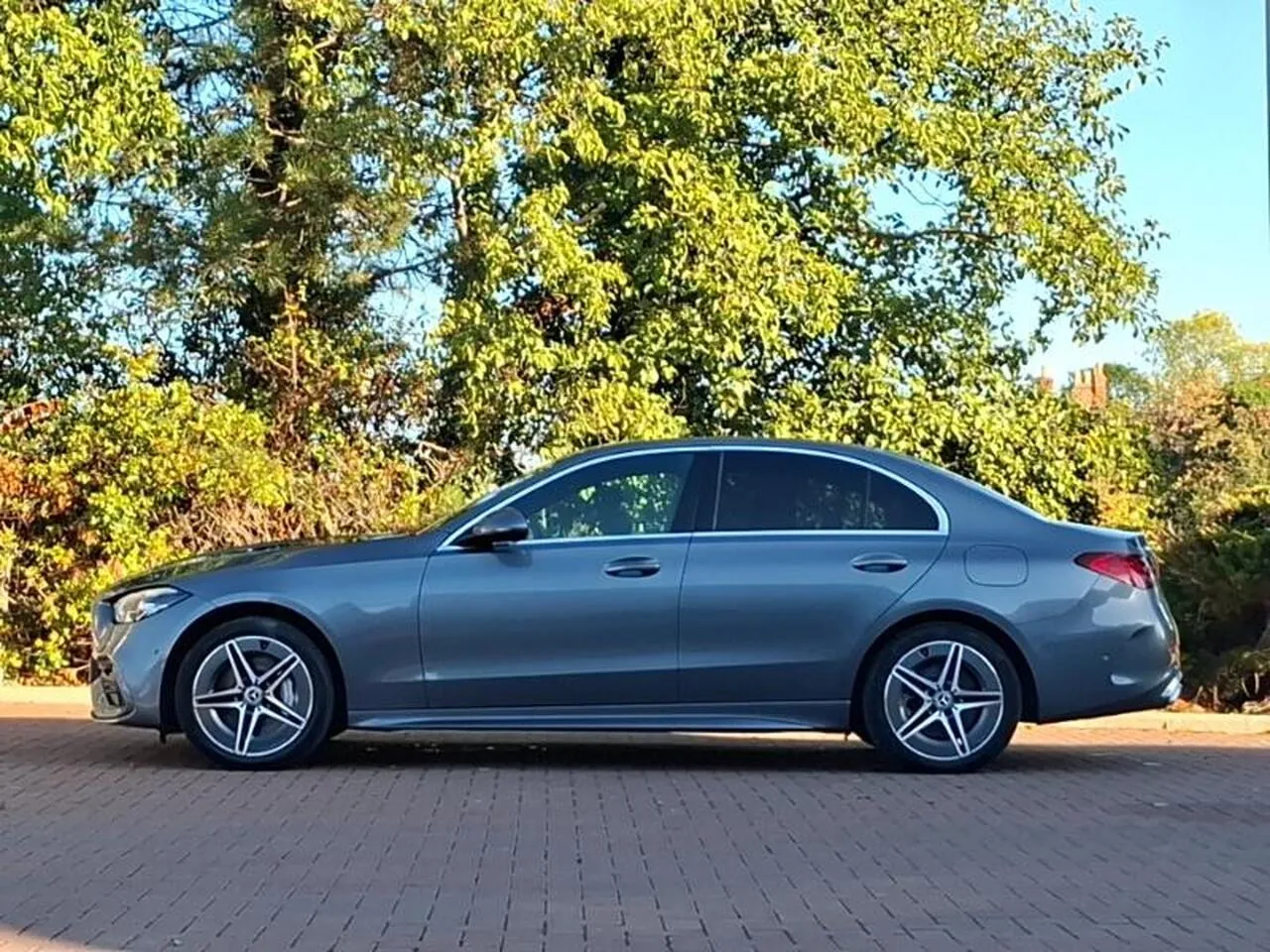 Mercedes-Benz C-Class 2023 photo 4