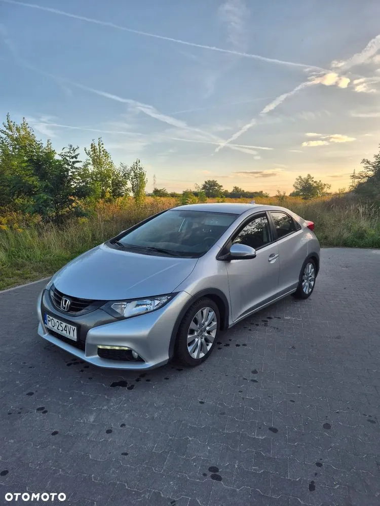 Honda Civic 2013 photo 2