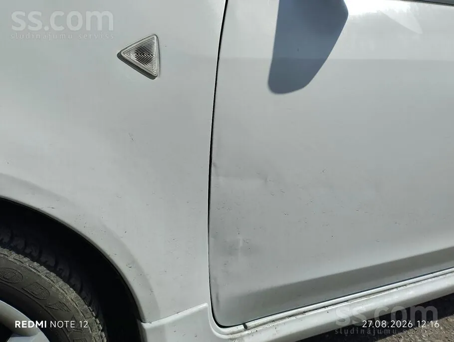 Mitsubishi Colt 2012 photo 2