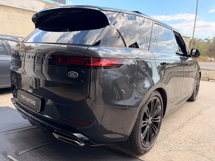 Land Rover Range Rover Sport 2023 photo 4