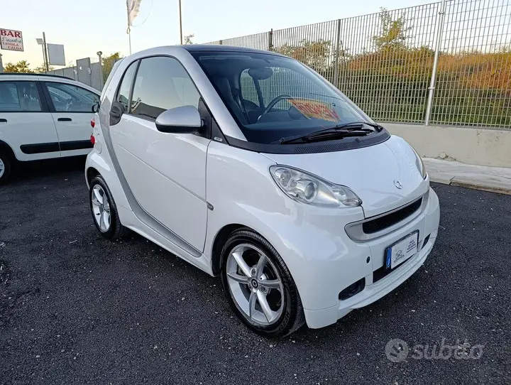 Smart Fortwo 2012 photo 3