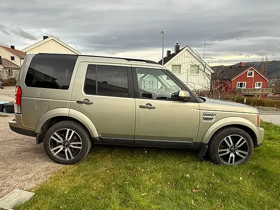 Land Rover Discovery 4 2012 photo 5
