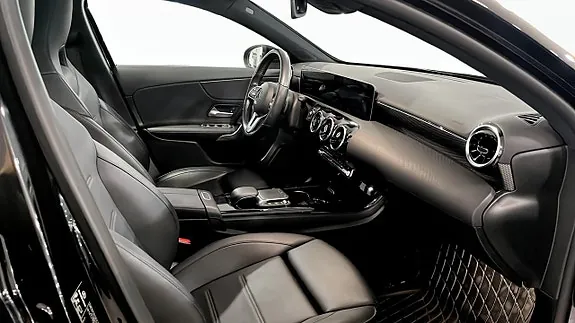 Mercedes-Benz A180 2020 photo 3