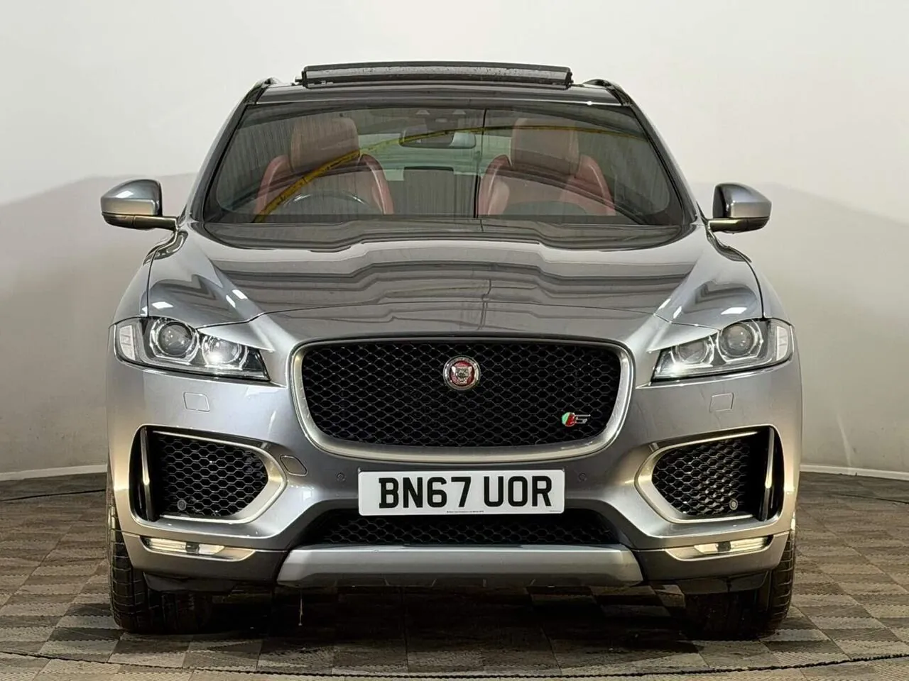 Jaguar F-Pace 2017 photo 3