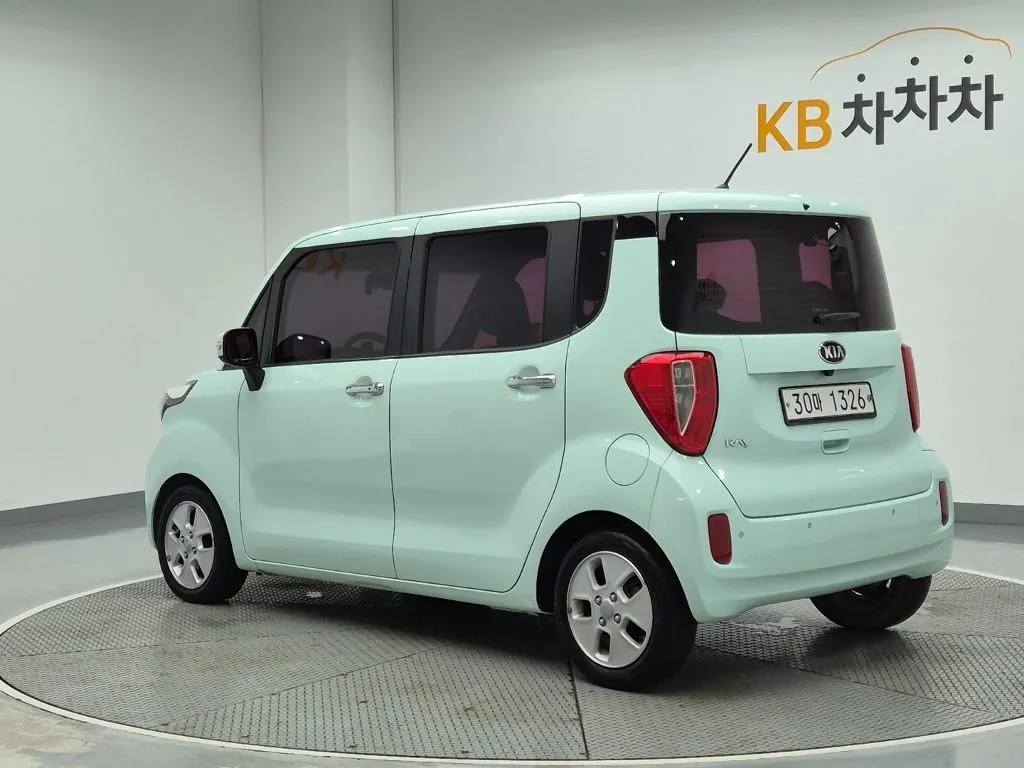Kia Ray 2017 photo 2