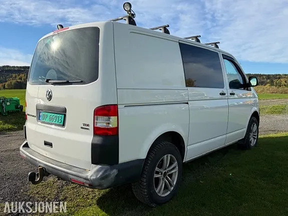 Volkswagen Transporter 2015 photo 5