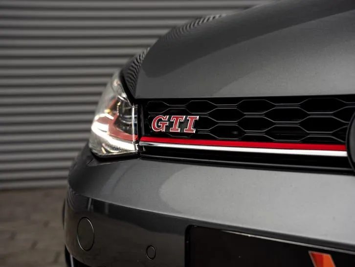 Volkswagen Golf 2018 photo 3