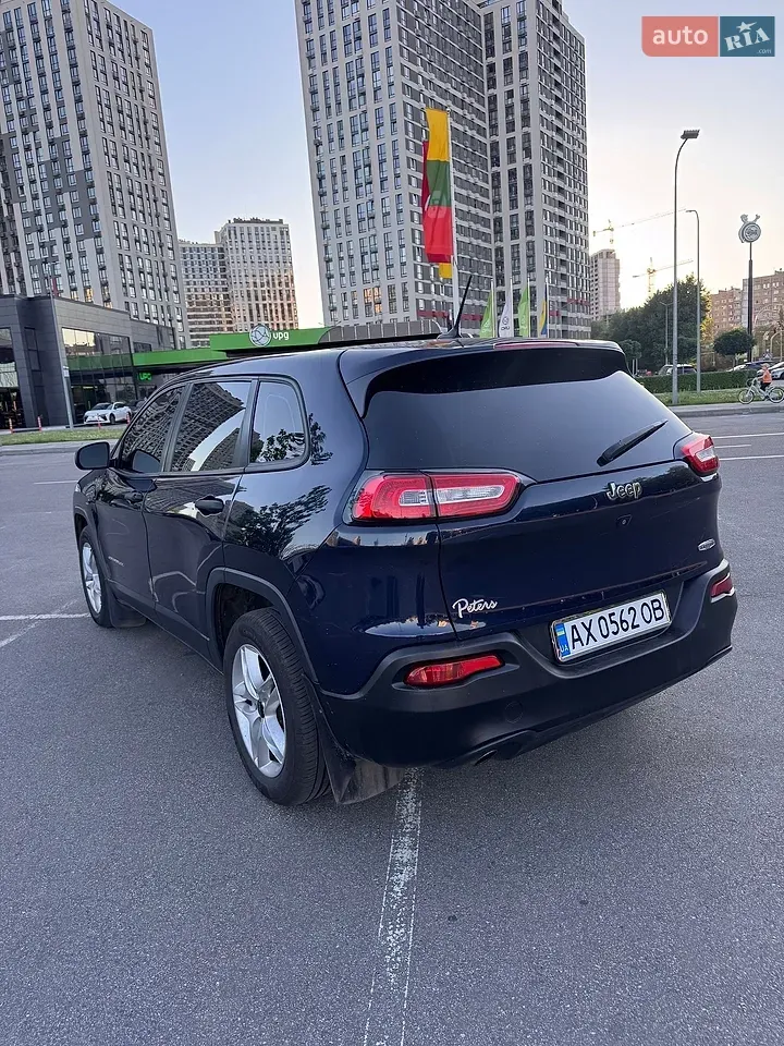 Jeep Cherokee 2014 photo 4
