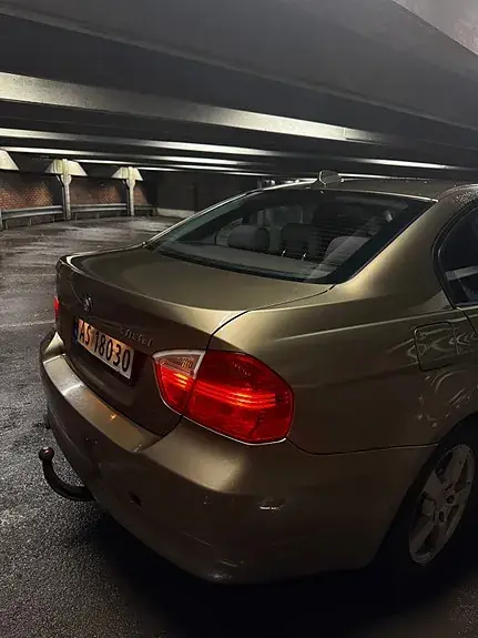BMW 318D 2007 photo 4