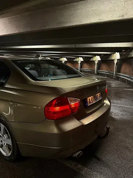 BMW 318D 2007 photo 5