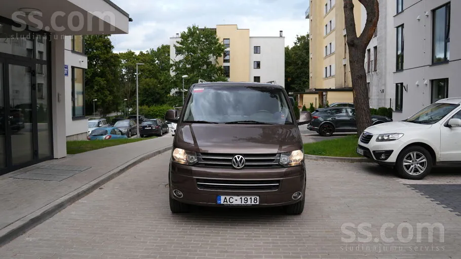 Volkswagen Transporter 2010 photo 2