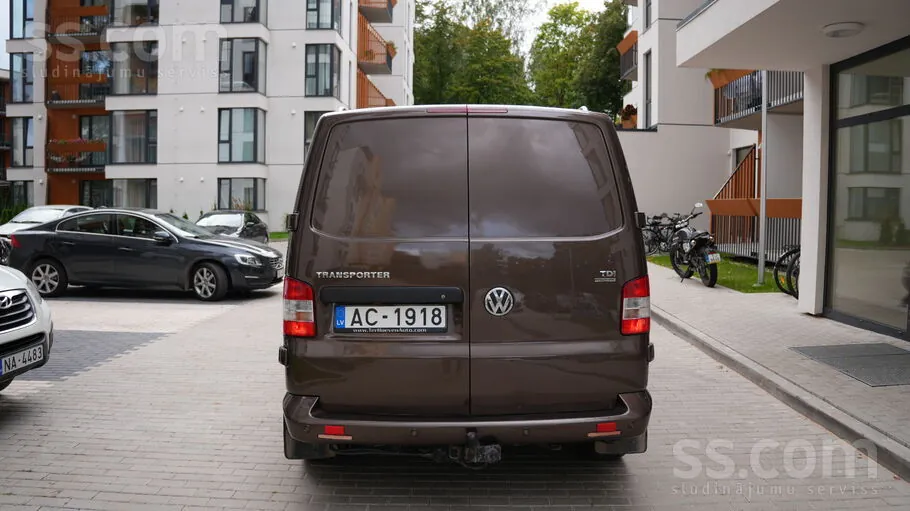 Volkswagen Transporter 2010 photo 5