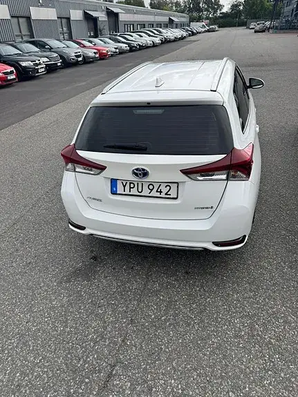 Toyota Auris 2018 photo 4